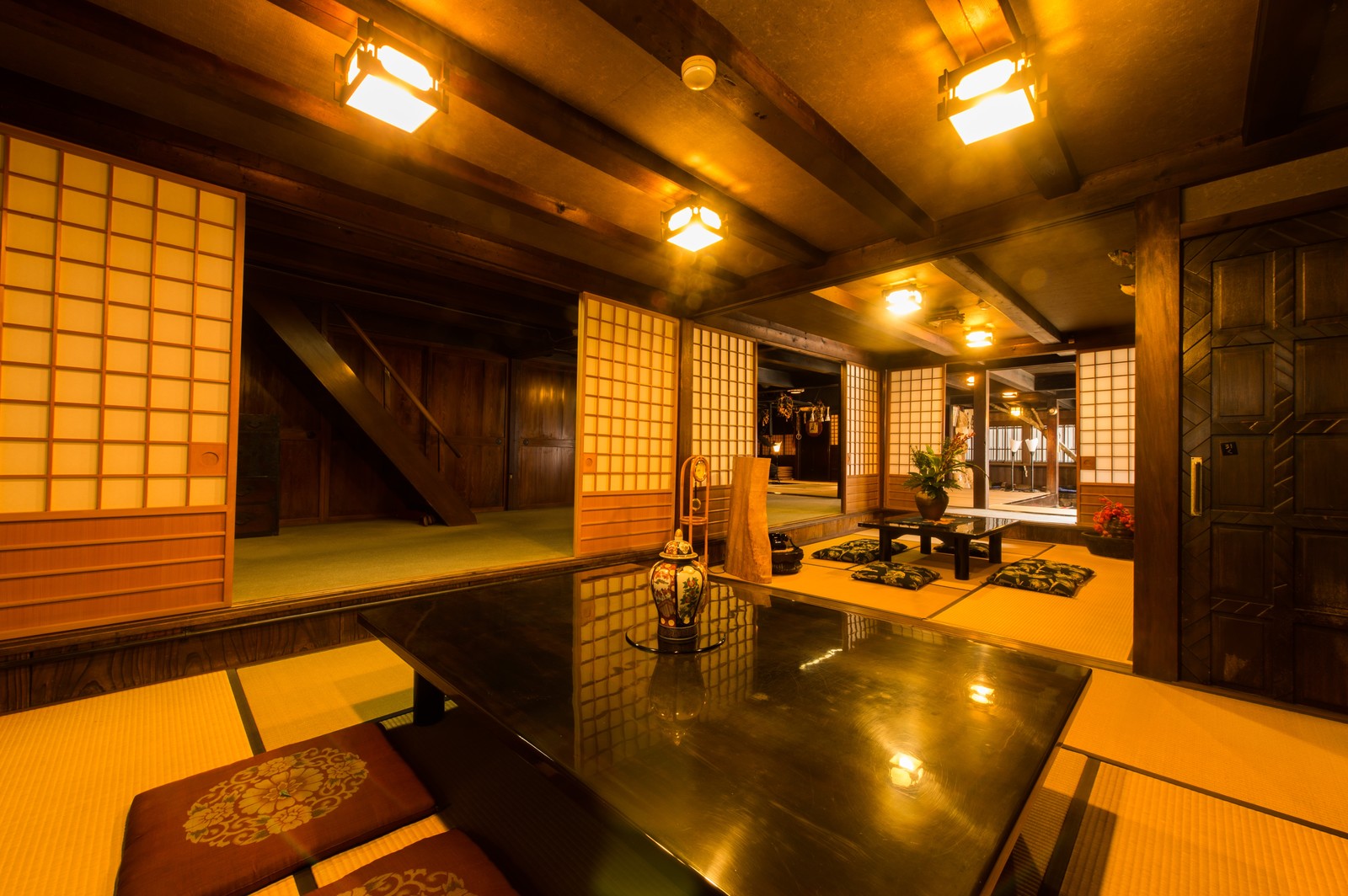 YAMA_DSC2451_TP_V アサギの腰痛専用敷布団。きっかけは旅館客から。